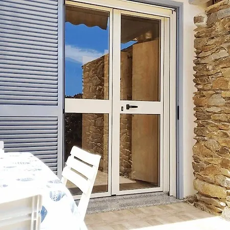 شقة Monolocale 3 Posti Letto Con Giardino Petfriendly *