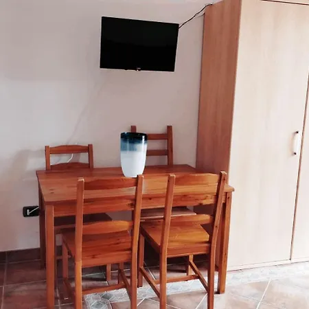 Monolocale 3 Posti Letto Con Giardino Petfriendly * Stintino